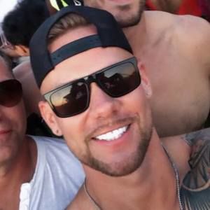 Meet your Posher, Jonathon